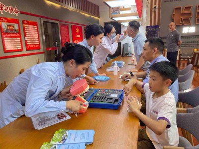 湘雅口腔专家现场保健 “体卫融合”助力健康生活