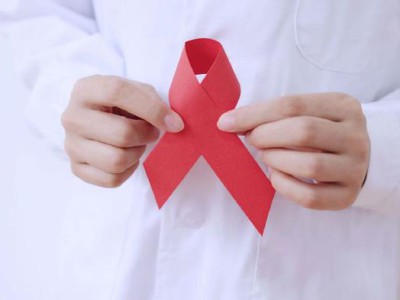 HIV感染者心血管病患病风险高出两倍，早治、宣教、常筛护健康