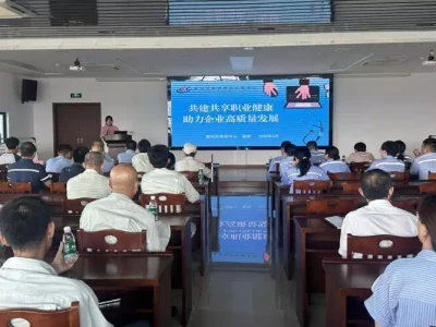 黄山市徽州区：多元赋能 守护健康梳妆台收纳一体柜