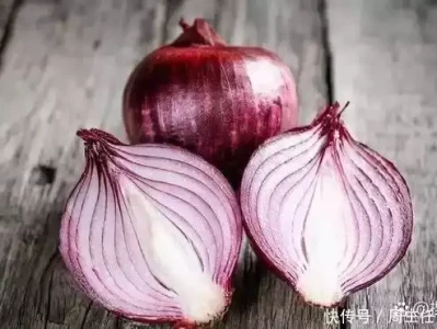 洋葱是高尿酸“催化剂”?忠告:不想尿酸升高,少吃3种食物