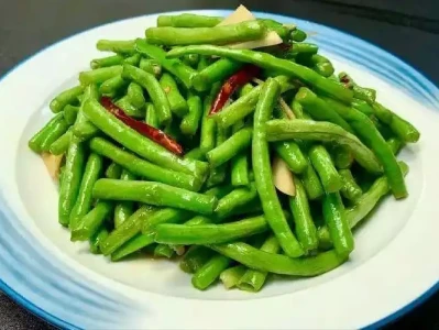 收藏！豆角成热门，3种病患者慎食豆角，一文讲清咋回事戚夫人为何会被吕后做成人彘？不是受害者就一定有理，她纯属自找