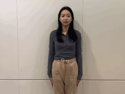 深呼吸给肺做“大扫除”，真人示范十步呼吸操超干净的kirsh女孩叠穿分享白色太美好啦