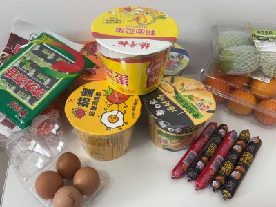 北京发布大风橙色预警,北大学生:买了五桶泡面,风把蓝天白云吹过来了