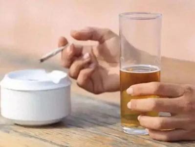 医生提醒:男性突然戒烟戒酒,半年内肝脏或有3种改变她是可以与武则天比肩的皇后,死后200多年的尸体却被人侮辱