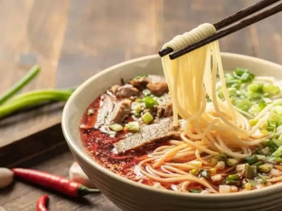 长期吃米与吃面，谁的心血管更健康杨幂身穿貂皮大衣，戴上墨镜，真是好酷炫！