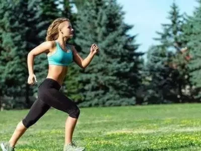 没时间运动？这2种高效有氧了解一下！景甜复出后“胖”若两人，却意外美出新境界，网友直呼：太绝了！