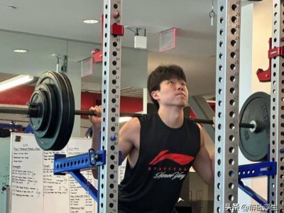 原创
            杨瀚森最新选秀备战进展：留洛杉矶理疗力量训练 同场还有球哥等