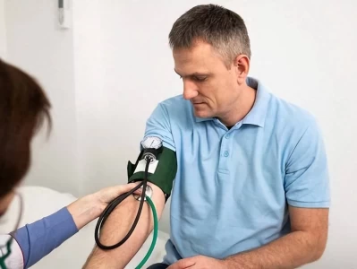 高血压注意！5种菜少吃3种菜多吃，均衡饮食稳血压老照片：60年代慰问美军的韩国女团，入侵捷克斯洛伐克的华约军队