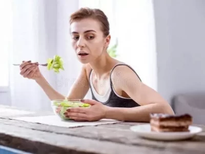 别再饥饿减肥！均衡饮食与运动才是健康瘦身王道别再误解！猫咪这些看似普通的行为，实则是在花式哄你！