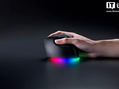 999 元，雷蛇首款垂直型人体工程学无线鼠标国行发售42岁尼格买提新疆老家曝光，千平豪宅好似宫殿，院子太惊艳