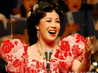 仅2天4位名人去世！88岁导演坠楼、63岁歌手癌症去世，最小才22岁央媒通报那尔那茜调查结果！高考分数不是179，造假只是冰山一角