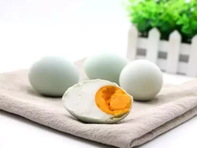 想逆袭变健康达人？这些高蛋白食物你得知道！“韦神女友回来了？”王虹现身北大数学讲座，韦神端坐第一排