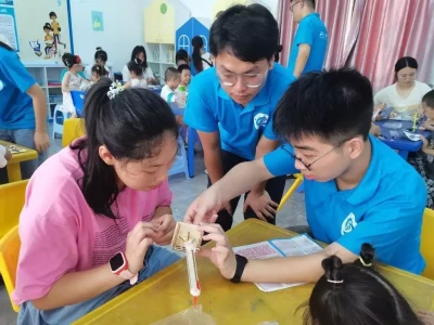 培养孩子创造力，手工课 vs 户外活动谁更有效？山东神童：2天念完小学，10岁高考，读了1年大学嫌太简单溜回家