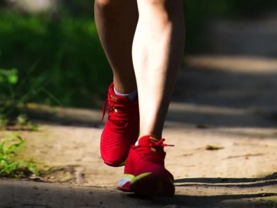 【健康】每天走路锻炼的人，身体发生的变化，大大出乎意料！