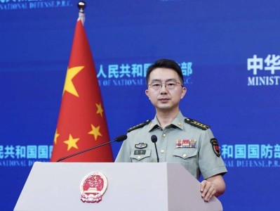 一些国家与中国商谈采购歼-10战机 国防部回应