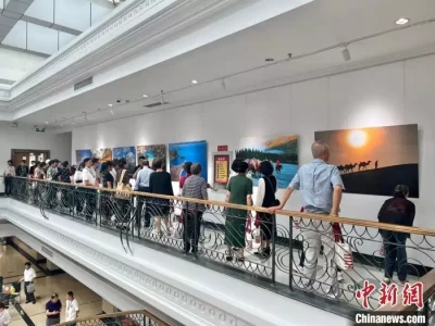 探索艺术疗愈 杨元惺摄影作品展亮相北京小汤山医院央视删稿、吴京电影除名，多家官媒呼吁彻查，那尔那茜恐彻底凉凉