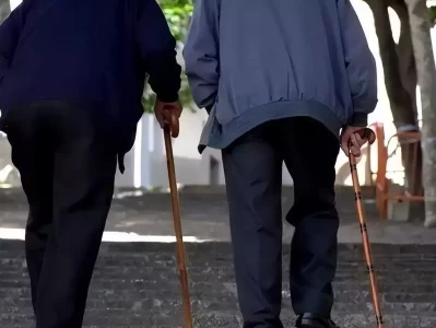 冠心病和走路有关？医生：这6个走路习惯或让患病概率翻倍当年日本为何敢打中国？看看他们画的中国地图，让人“脊背发凉”