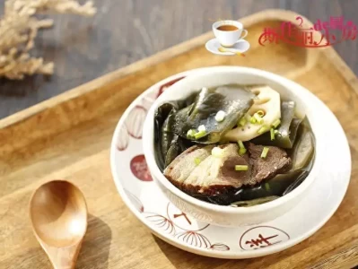 天冷常给家人喝这汤，一滋阴润燥二降三高三强免疫，中老年要多喝