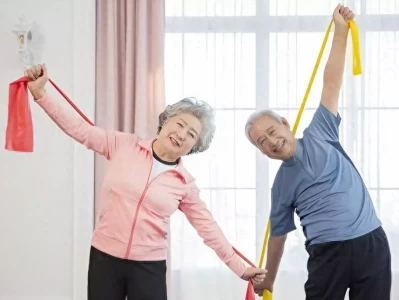 老年人摔一跤就骨折的原因，60岁后吃这2种肉护骨骼孙悟空的师父是菩提祖师，菩提的师父是谁？玉帝如来只能任他宰割