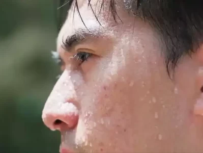 糖尿病患者夏季必知！避开这7件事，稳住血糖不焦虑！灰色头像不会再跳动