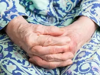 痛风患者：这三类食物要忌口，另一类蔬果宜多摄入，尿酸稳又健康加州州长打响第一枪，全美加入混战，局面已超出特朗普控制