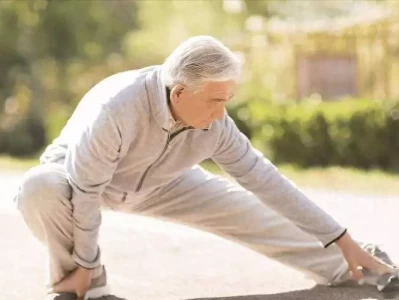 晨起运动每天一次，出现这3种情况建议马上停练！ 内蒙一匹10岁的马，被主人卖后3年又换3主人，还独行几百里跑回家