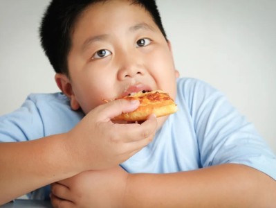 “静”享健康丨暑假不想孩子体重“放飞”？这份饮食运动计划快收藏