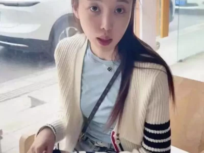 肖妍倪回应成植物人，苏醒后坚持康复训练想继续拍戏在皇宫里，太监和宫女是如何洗澡和如厕的？