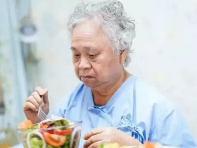 白血病饮食不踩雷！医生揭秘提升免疫力的吃法！中美罕见共识，欧盟说不服就得打服，欧洲历史悲剧即将重演？