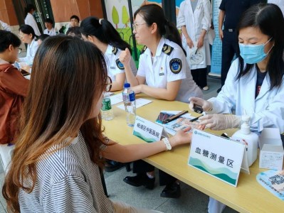 超贴心！他们把“健康大礼包”送进园区！