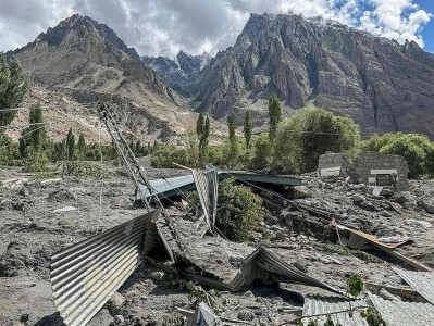 巴基斯坦暴雨成灾 超300人死亡