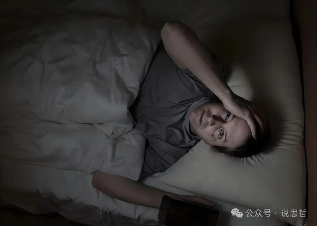 老婆说我提供不了情绪价值，我盯着天花板想了一晚上